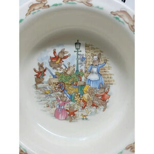 Vintage Royal Doulton "Bunnykins" "Toppling the Fruit Cart" Baby  Porridge Dish